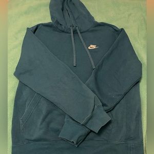 Men’s Nike hoodie size medium